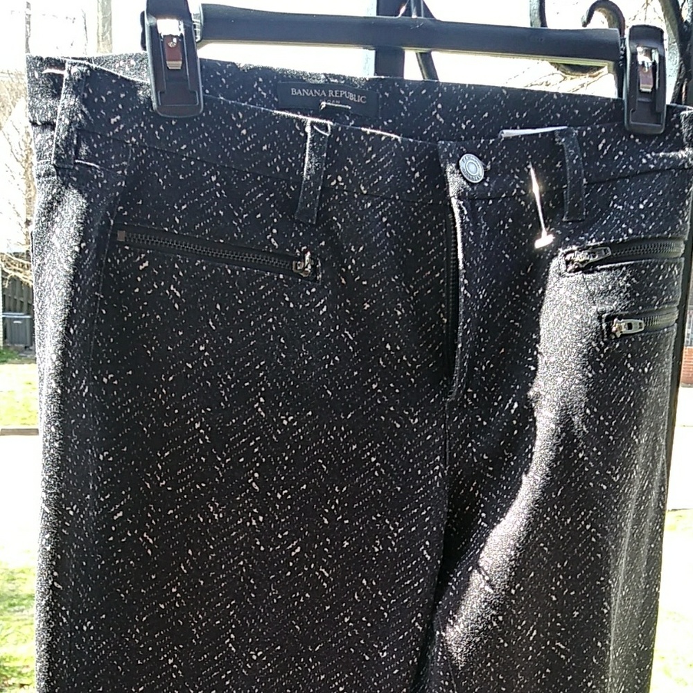 Banana Republic Black/white slacks/Jean Never worn